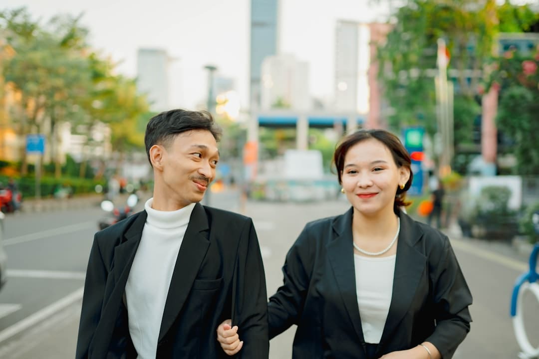 《与晋长安》三个身份是什么?